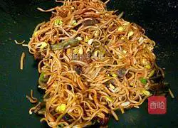 Illustration of how to make steamed noodles (Henan braised noodles) 10