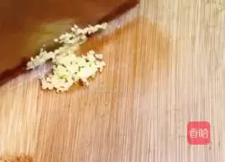 Cantonese-style mushroom and abalone porridge recipe 7