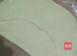 Illustration of how to make chive rolls 8