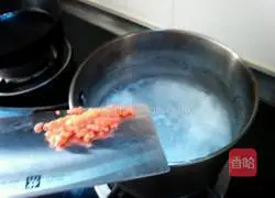 Illustration of how to make ham and shrimp porridge 3