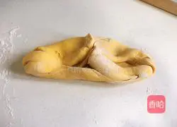 Illustration of how to make pumpkin rolls 7