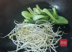 Illustration of how to make fried rice noodles 7