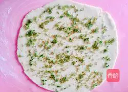 Illustration of how to make salt and pepper flower rolls 2