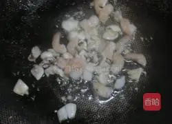 Illustration of how to make tomato seafood porridge 4