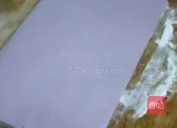 Purple Sweet Potato Rolls Recipe Illustration 4