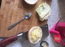 Oliang Chicken Leg Burger Recipe Illustration 2