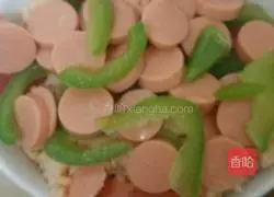 Illustration of how to make salad tomato baked rice 5