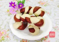 Illustration of how to make two-color twist rolls 13