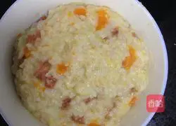 Illustration of how to make braised rice with sausage, carrots and potatoes 8