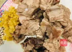 Illustration of how to cook braised pork ribs and noodles in rice cooker 3