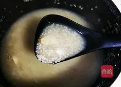 Illustration of how to make black millet and lily porridge 8