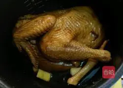 Salt-baked soy sauce chicken (rice cooker version) Practice illustration 6