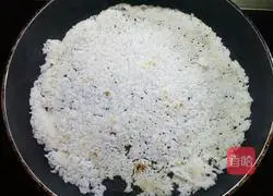 Illustration of how to make homemade crispy rice porridge at home 4