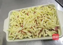 Cheese and Bacon Baked Rice Recipe Illustration 5