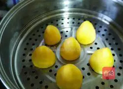 Illustration of how to make Wo Wotou 6