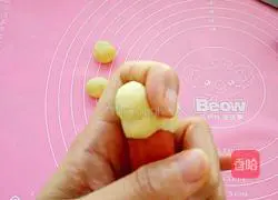 Illustration of how to make a puppy chew a bone burger 11