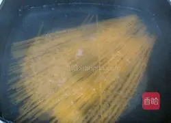 Illustration of Italian black sesame sauce noodles 2