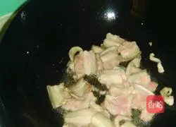 Illustration of how to make braised beans and noodles 3