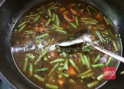 Illustration of braised noodles 9