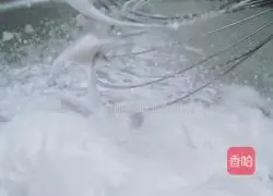 Illustration of how to make brushed cake box 4