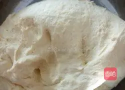Illustration of how to make corn flour and white flour cake 11