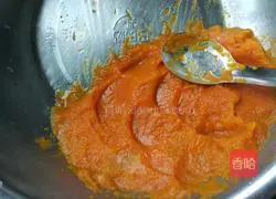 Illustration of how to make two-color pumpkin and jujube hair cake 2