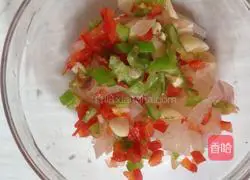 Illustration of how to make Italian screw noodles 2