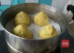 Illustration of making steamed buns with coarse grains and fine grains 10