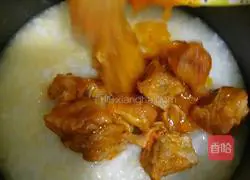 Illustration of how to make beef and egg two-meter porridge 3