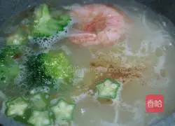 Illustration of how to make stone pot rice noodles 6