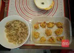 Illustration of how to make bread-machine cured sea-and-turf dumplings for parents and children 5