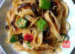 Illustration of how to make vegetarian fried rice noodles 11
