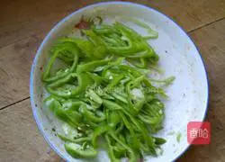 Illustration of Beef Braised Noodles 3