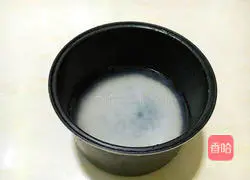 Illustration of how to make cucumber and minced meat porridge 2