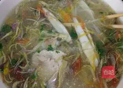 Illustration of how to make Yunnan rice noodles 6