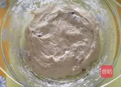 Illustration of how to make red date hair cake 5