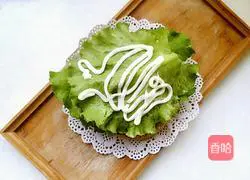 Illustration of how to make pork chop burger 6