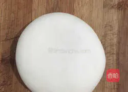 Illustration of how to make pepper rolls 2