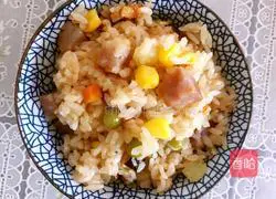 Illustration of Homemade Cantonese Sausage Braised Rice 6