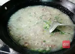 Illustration of how to make pig offal porridge 7