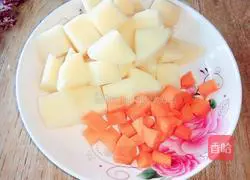 Potato Sausage Braised Rice Recipe Illustration 2