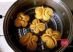 Butterfly Roll Recipe Illustration 19