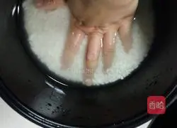 Illustration of how to make glutinous rice, fried dough sticks and glutinous rice balls 2