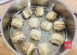 Illustration of how to make bean paste rolls 21