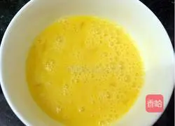 Illustration of how to make shrimp and cheese braised rice 3 