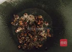 Illustration of how to make big bone soup noodles 2 