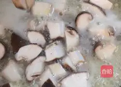 Illustration of how to make mushroom and millet porridge 9