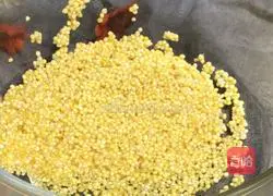 Illustration of three-color minced pork porridge 5