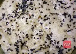 Illustration of how to make red date and brown sugar hair cake 7