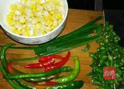 Illustration of spicy braised noodles 1